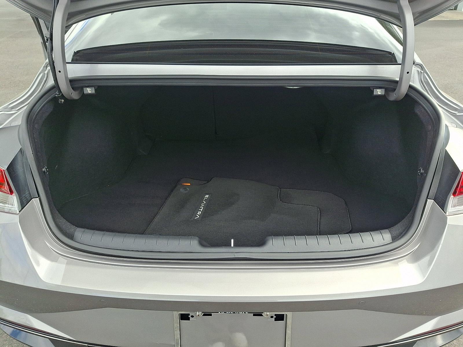 2023 Hyundai ELANTRA Limited IVT
