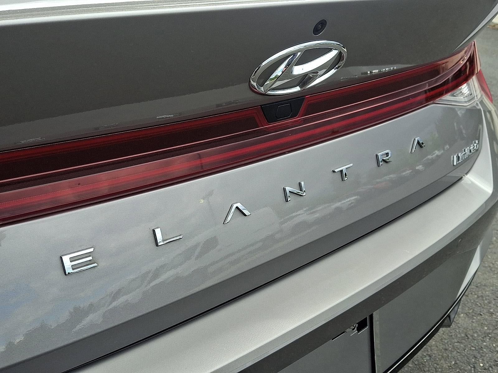 2023 Hyundai ELANTRA Limited IVT