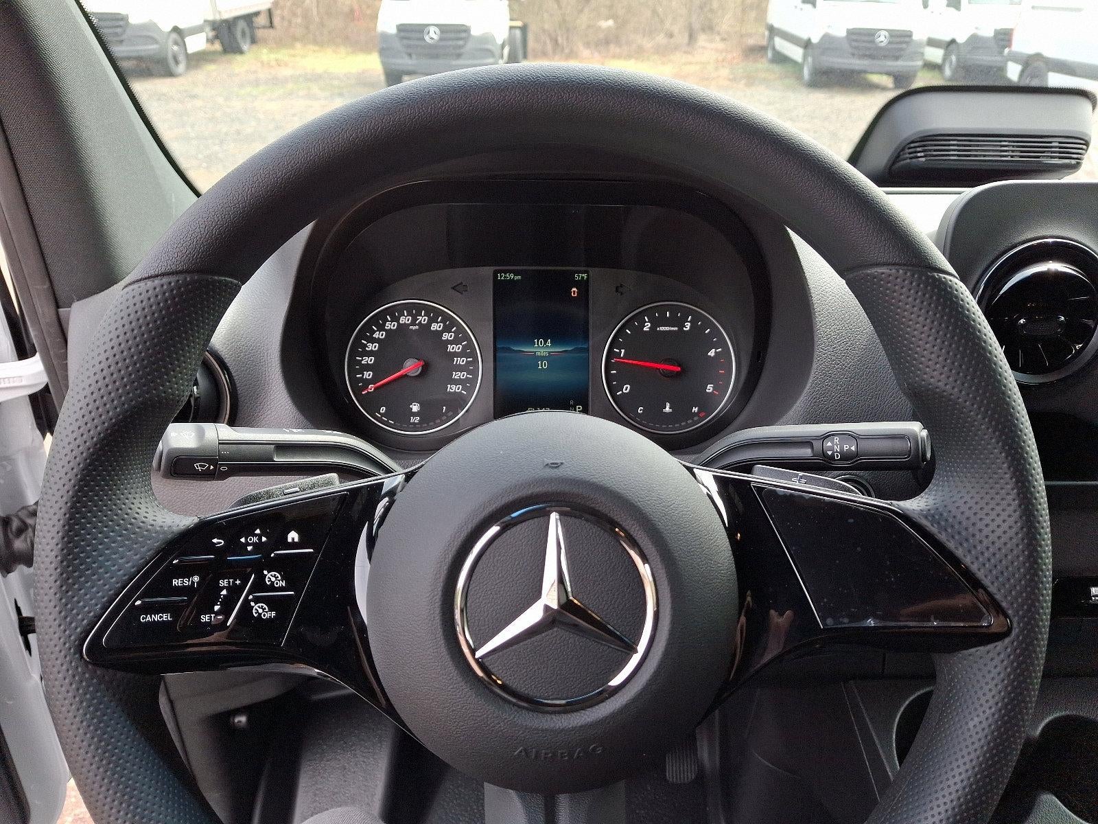 2025 Mercedes-Benz Sprinter Cargo Van 2500 Standard Roof I4 Diesel 144" RWD