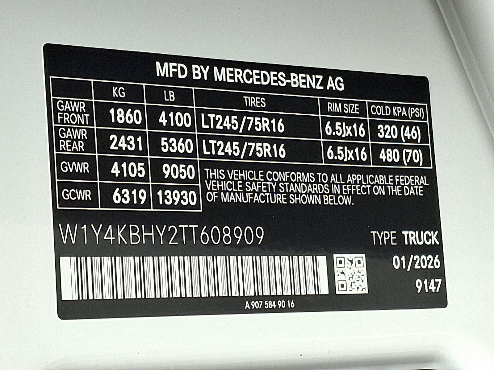 2026 Mercedes-Benz Sprinter Cargo Van 2500 Standard Roof I4 Diesel 144" RWD