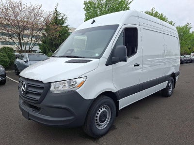 2026 Mercedes-Benz Sprinter Cargo Van 2500 Standard Roof I4 Diesel 144" RWD