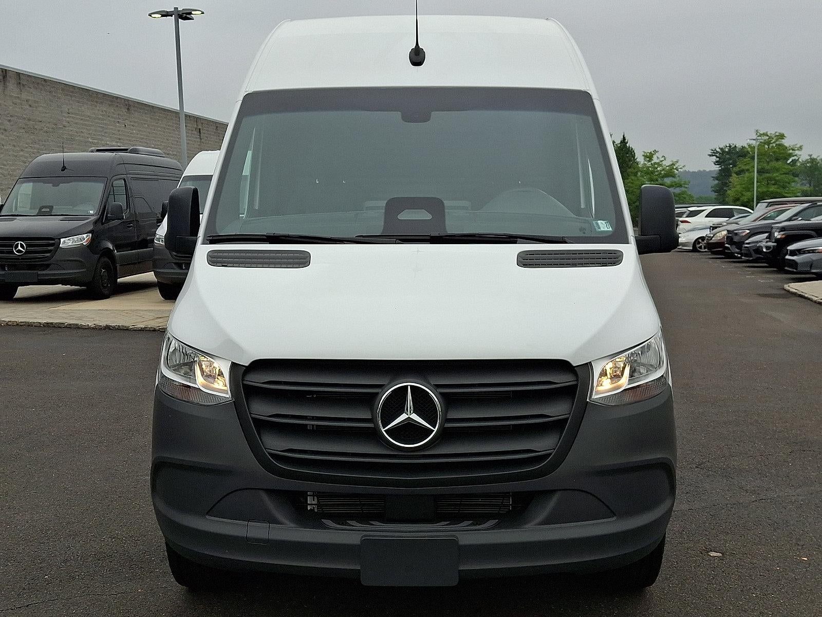 2026 Mercedes-Benz Sprinter Cargo Van 2500 Standard Roof I4 Diesel 144" RWD