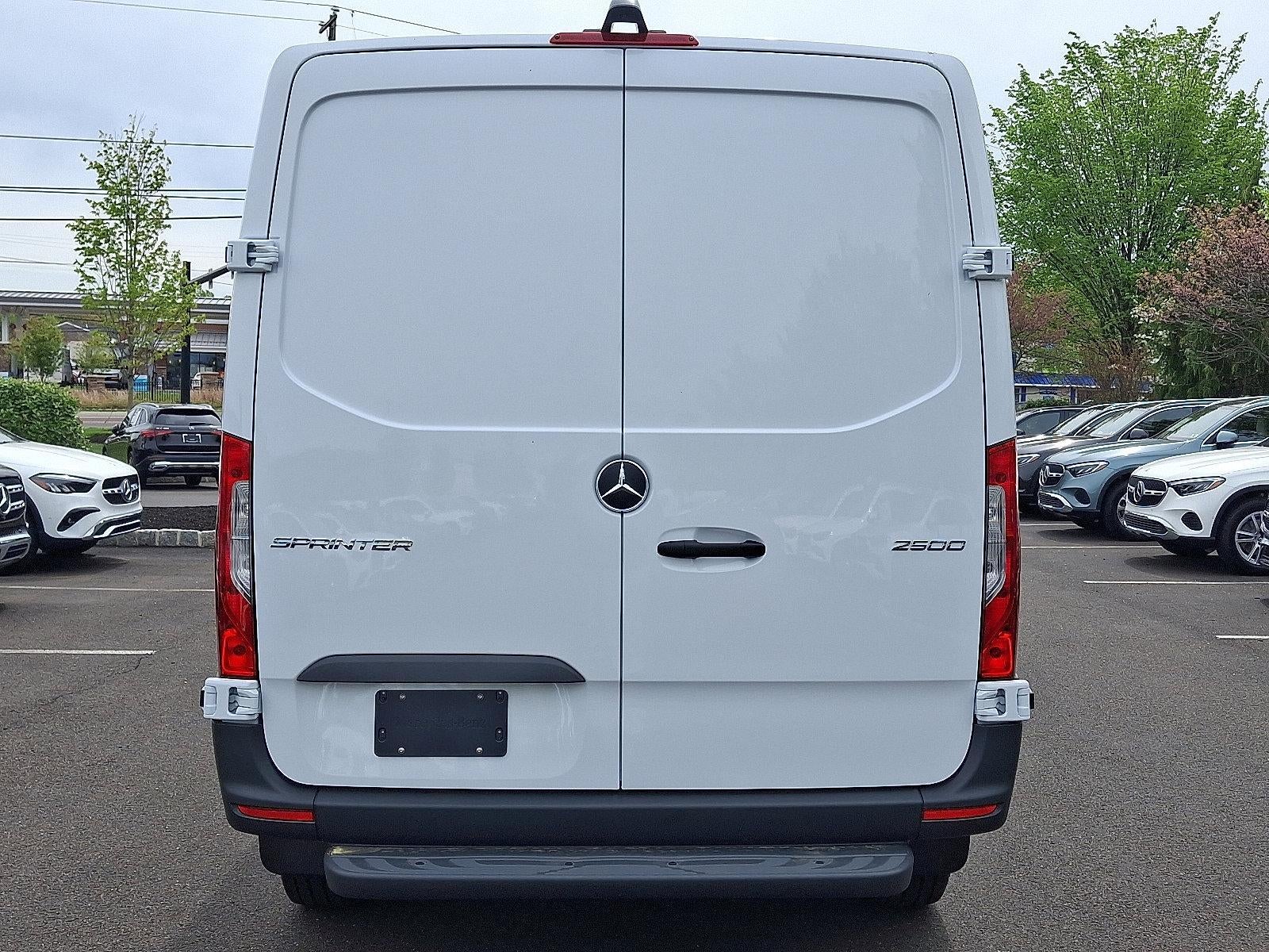 2026 Mercedes-Benz Sprinter Cargo Van 2500 Standard Roof I4 Diesel 144" RWD