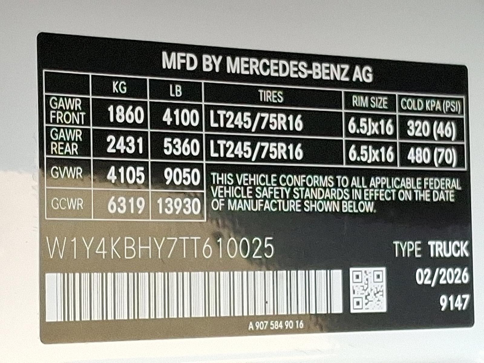 2026 Mercedes-Benz Sprinter Cargo Van 2500 Standard Roof I4 Diesel 144" RWD