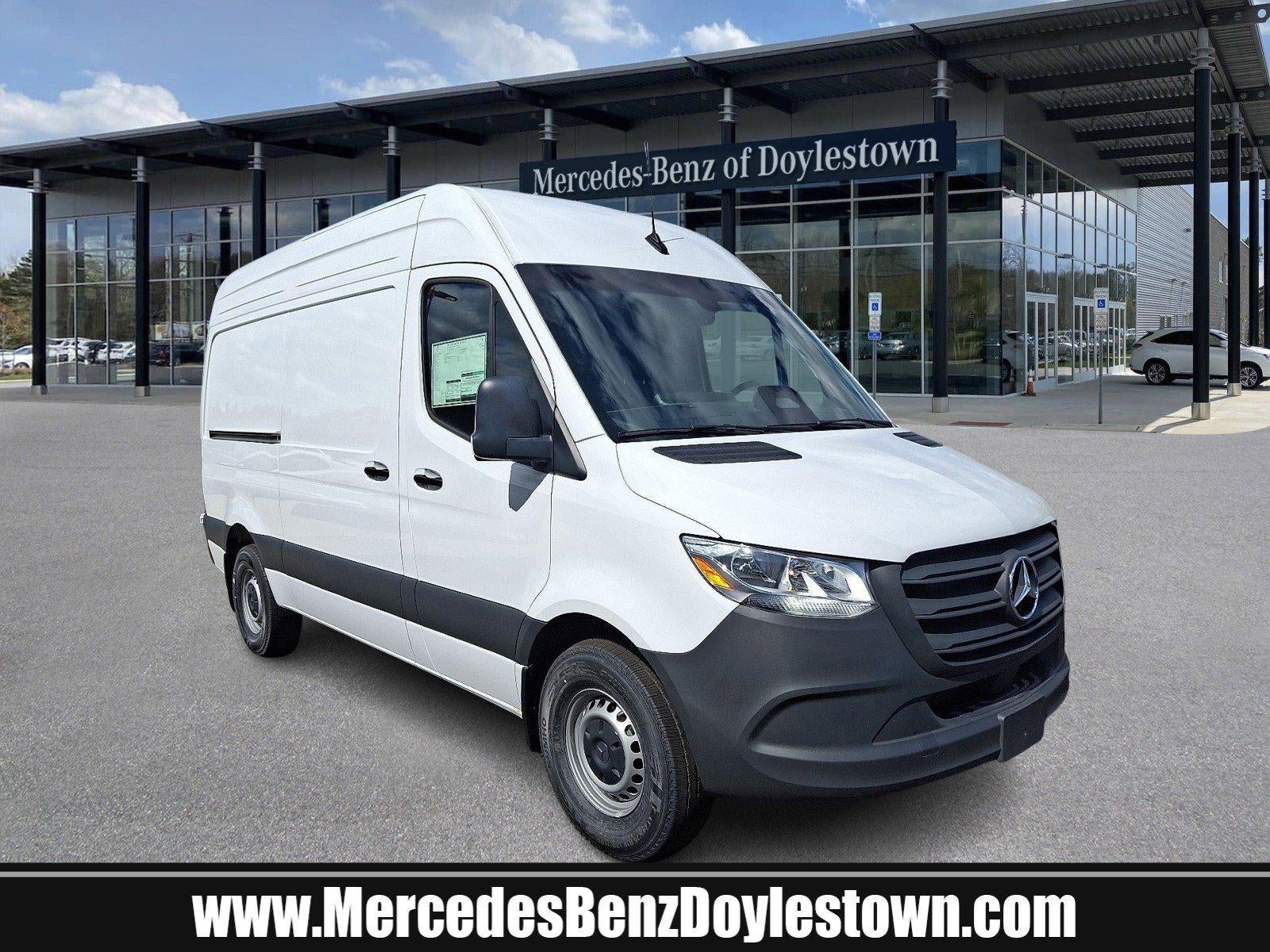 2025 Mercedes-Benz Sprinter Cargo Van 2500 Standard Roof I4 Diesel 144" RWD