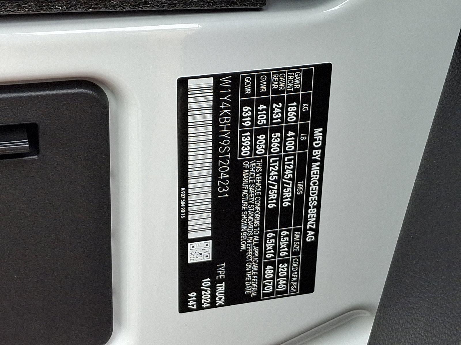 2025 Mercedes-Benz Sprinter Cargo Van 2500 Standard Roof I4 Diesel 144" RWD