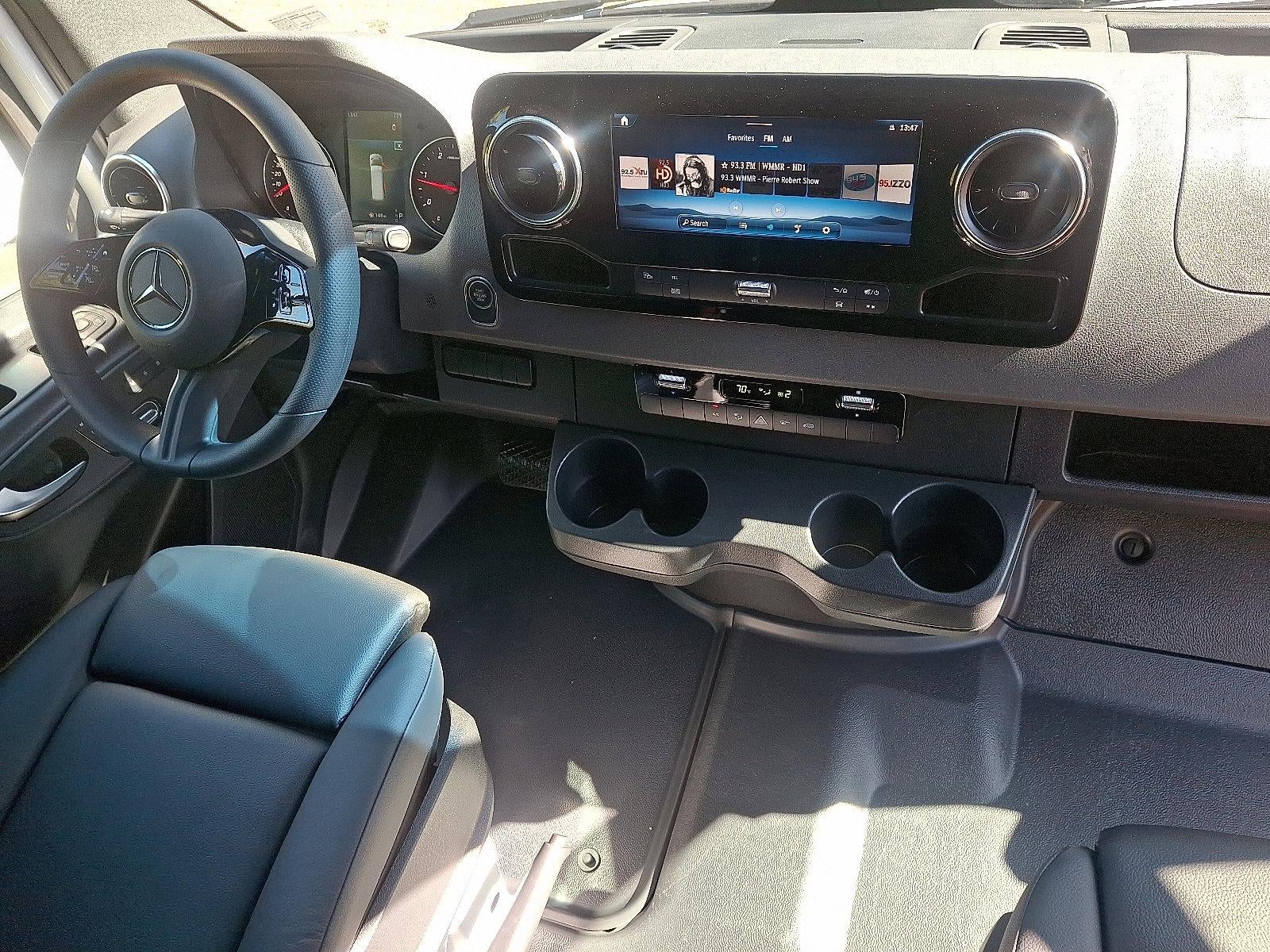 2026 Mercedes-Benz Sprinter Cargo Van 2500 Standard Roof I4 Diesel 144" RWD