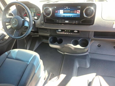 2026 Mercedes-Benz Sprinter Cargo Van 2500 Standard Roof I4 Diesel HO 144" RWD