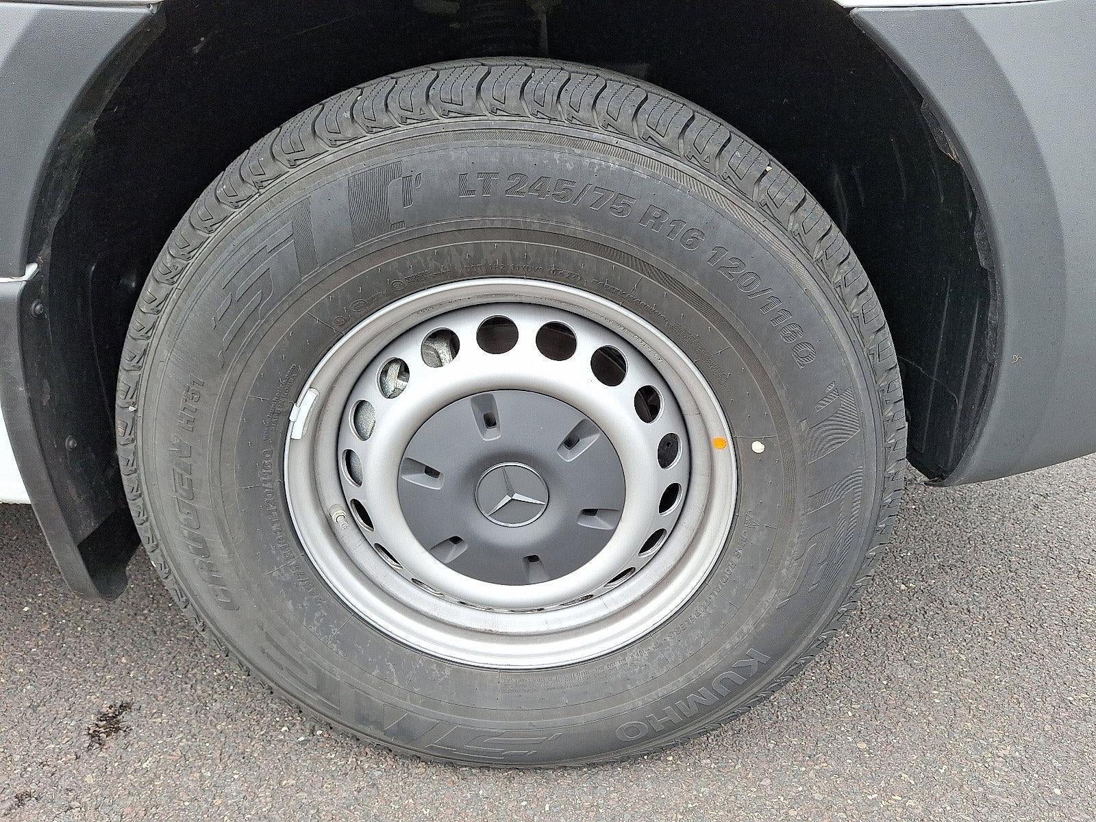 2025 Mercedes-Benz Sprinter Cargo Van 2500 Standard Roof I4 Diesel HO 144" RWD