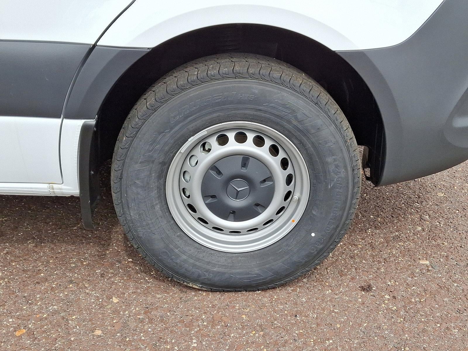 2025 Mercedes-Benz Sprinter Cargo Van 2500 Standard Roof I4 Diesel HO 144" RWD