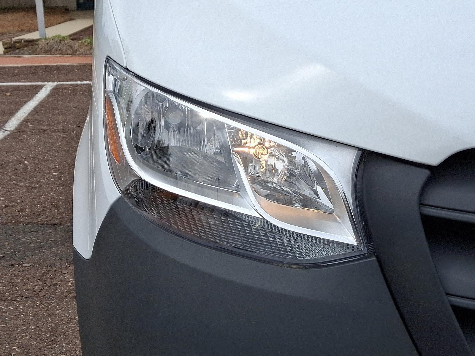 2025 Mercedes-Benz Sprinter Cargo Van 2500 Standard Roof I4 Diesel HO 144" RWD