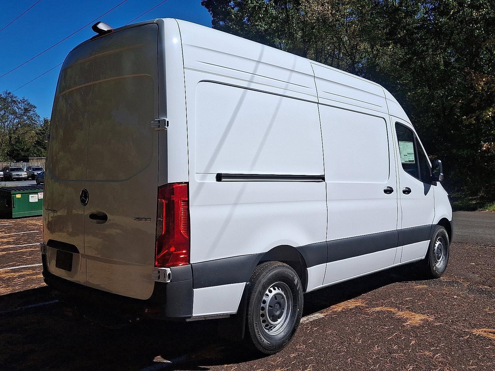 2026 Mercedes-Benz Sprinter Cargo Van 2500 Standard Roof I4 Diesel HO 144" RWD