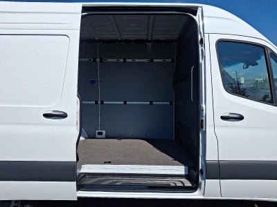 2025 Mercedes-Benz Sprinter Cargo Van 2500 Standard Roof I4 Diesel HO 144" RWD