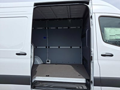 2025 Mercedes-Benz Sprinter Cargo Van 2500 Standard Roof I4 Diesel HO 144" RWD