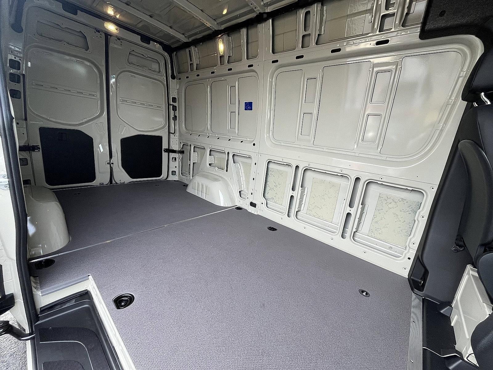 2026 Mercedes-Benz Sprinter Cargo Van 2500 Standard Roof I4 Diesel HO 144" AWD