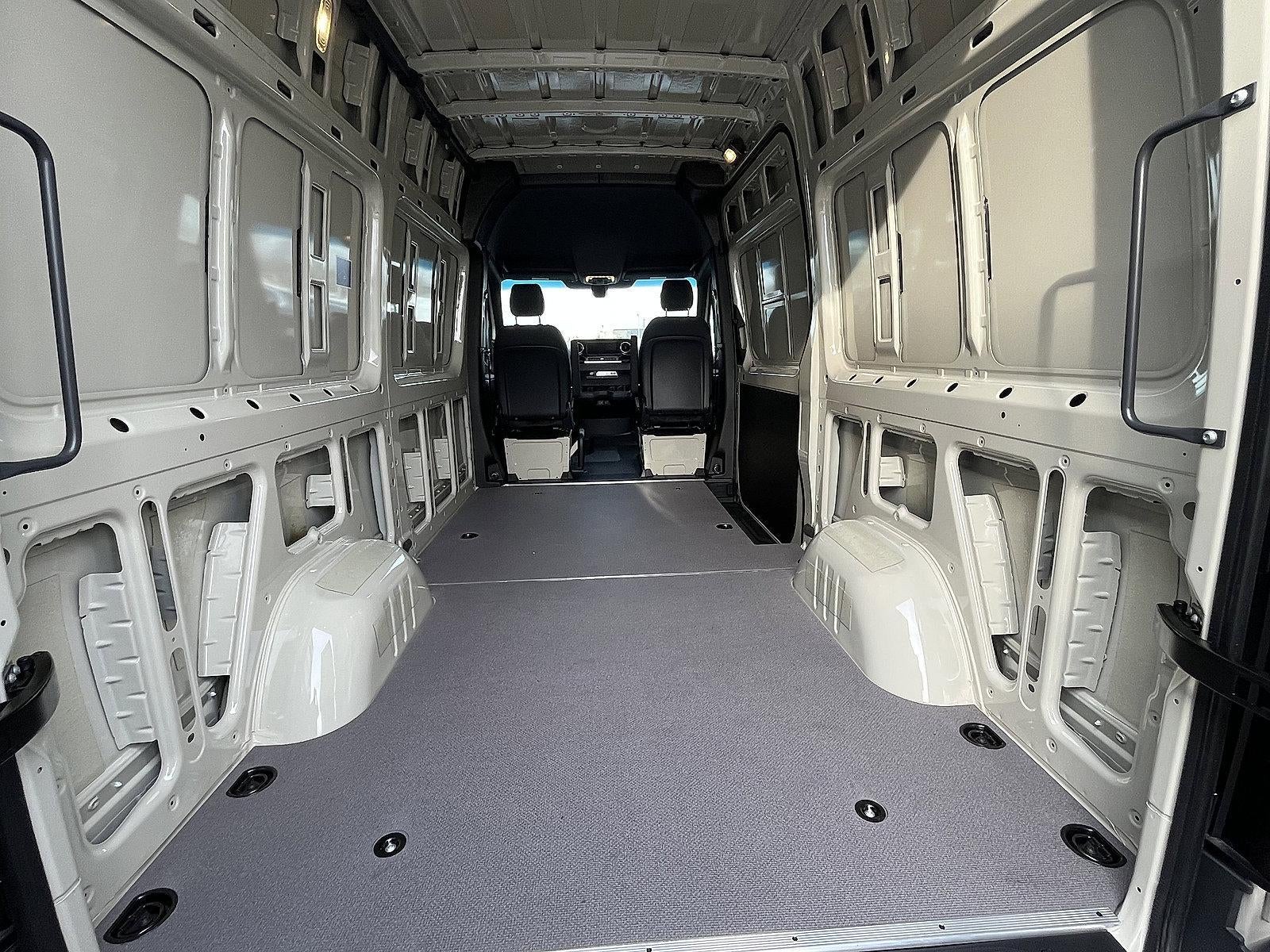 2026 Mercedes-Benz Sprinter Cargo Van 2500 Standard Roof I4 Diesel HO 144" AWD