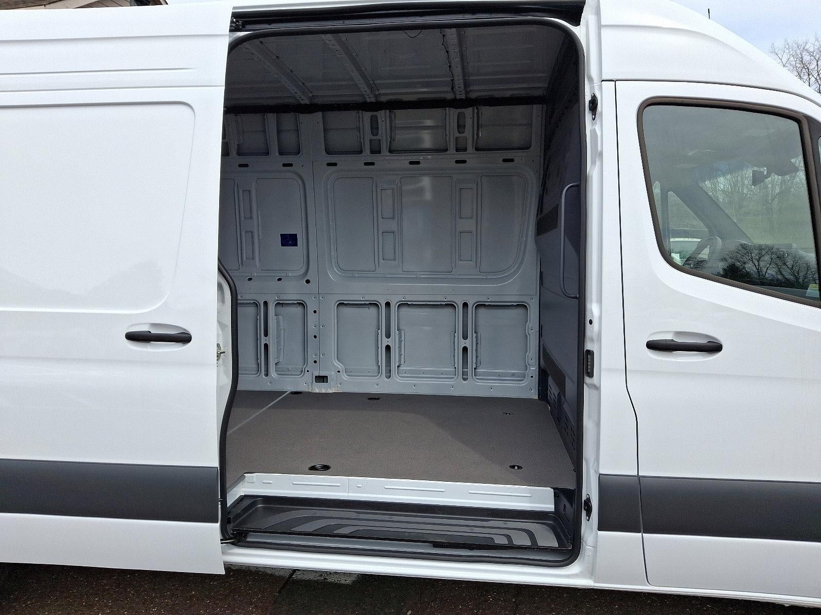 2025 Mercedes-Benz Sprinter Cargo Van 3500 High Roof I4 Diesel HO 170" Extended RWD