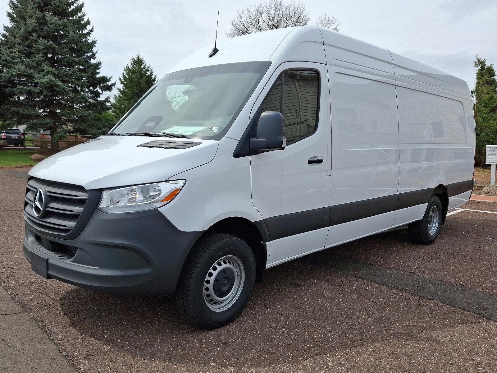 2025 Mercedes-Benz Sprinter Cargo Van 3500 High Roof I4 Diesel HO 170" Extended RWD