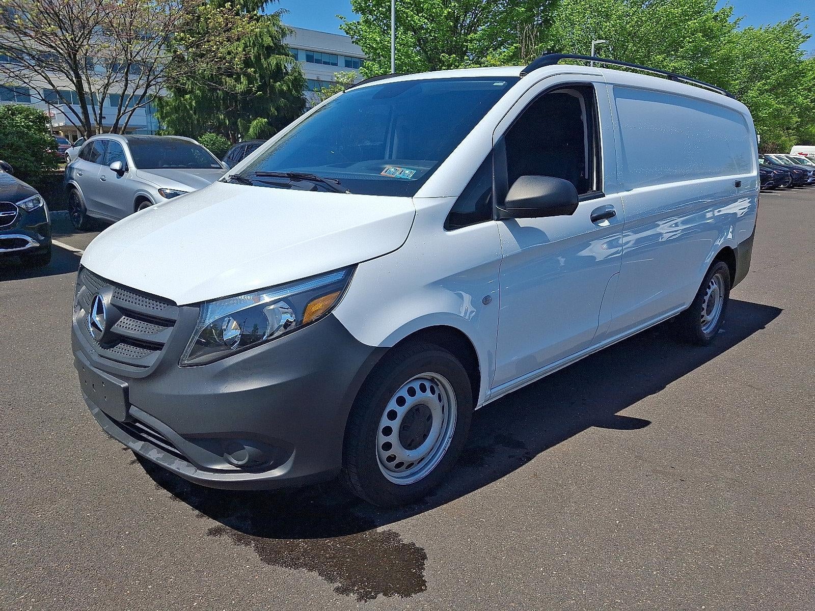 2022 Mercedes-Benz Metris Cargo Van Standard Roof 126" Wheelbase
