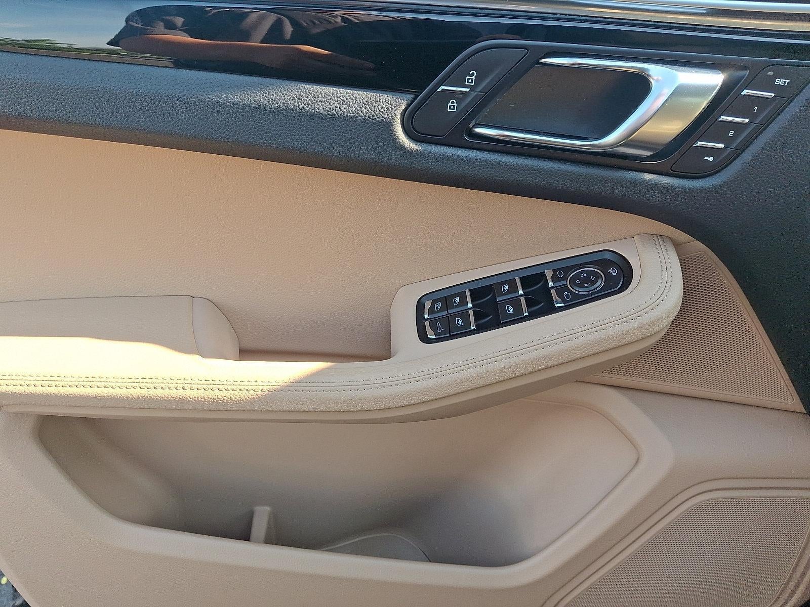 2024 Porsche Macan AWD