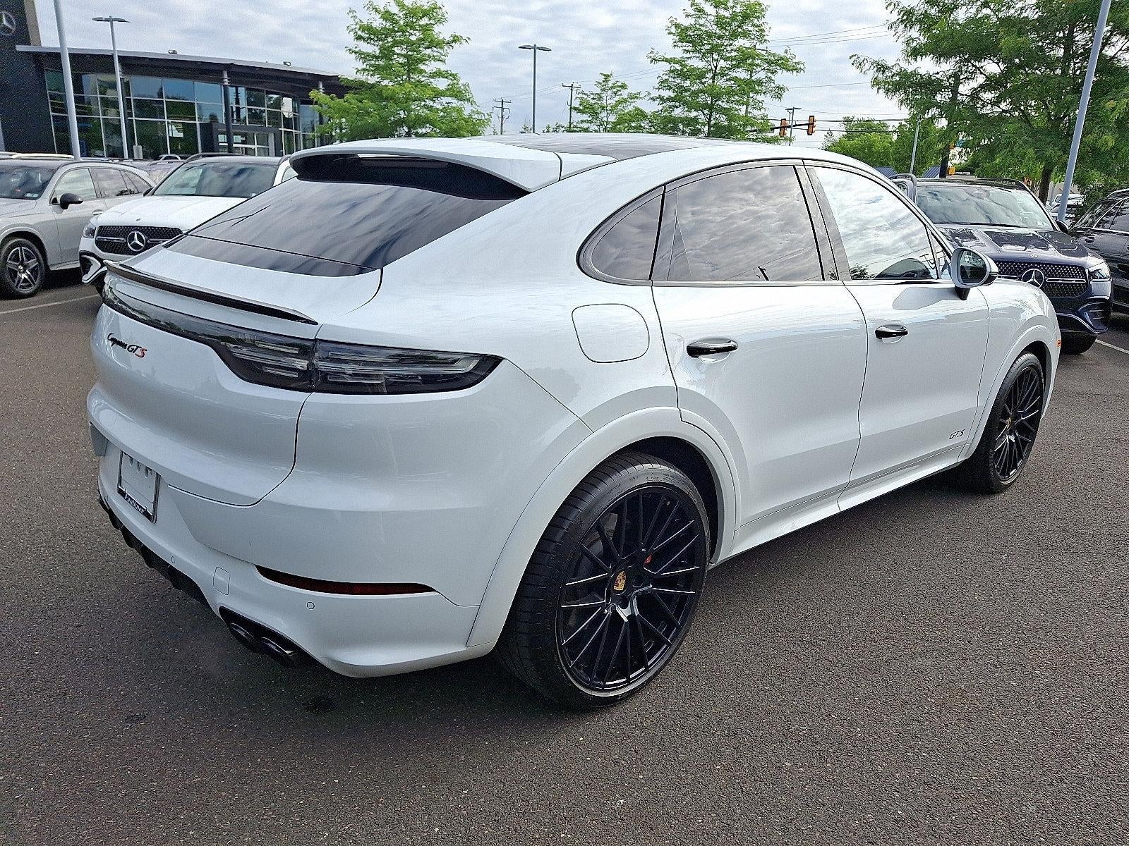 2022 Porsche Cayenne GTS Coupe AWD