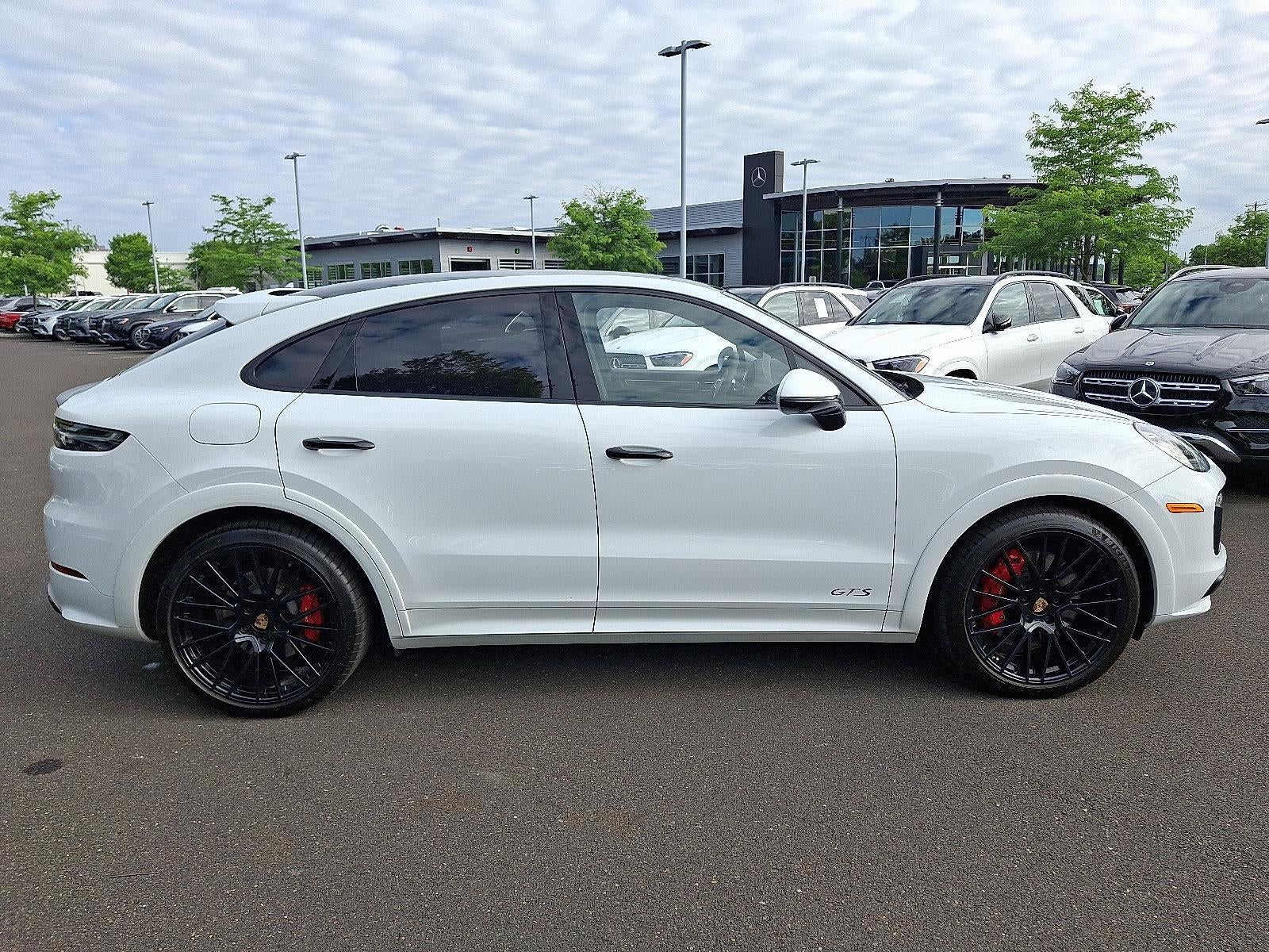 2022 Porsche Cayenne GTS Coupe AWD