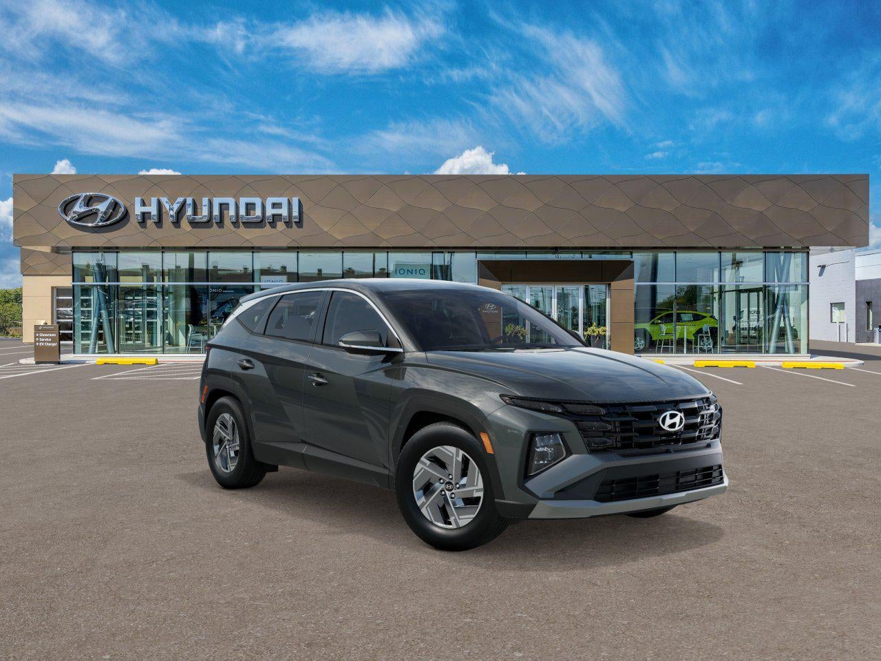 2026 Hyundai Tucson Hybrid Blue SE