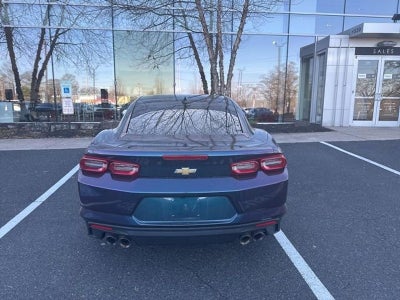 2021 Chevrolet Camaro 2dr Coupe 2LT