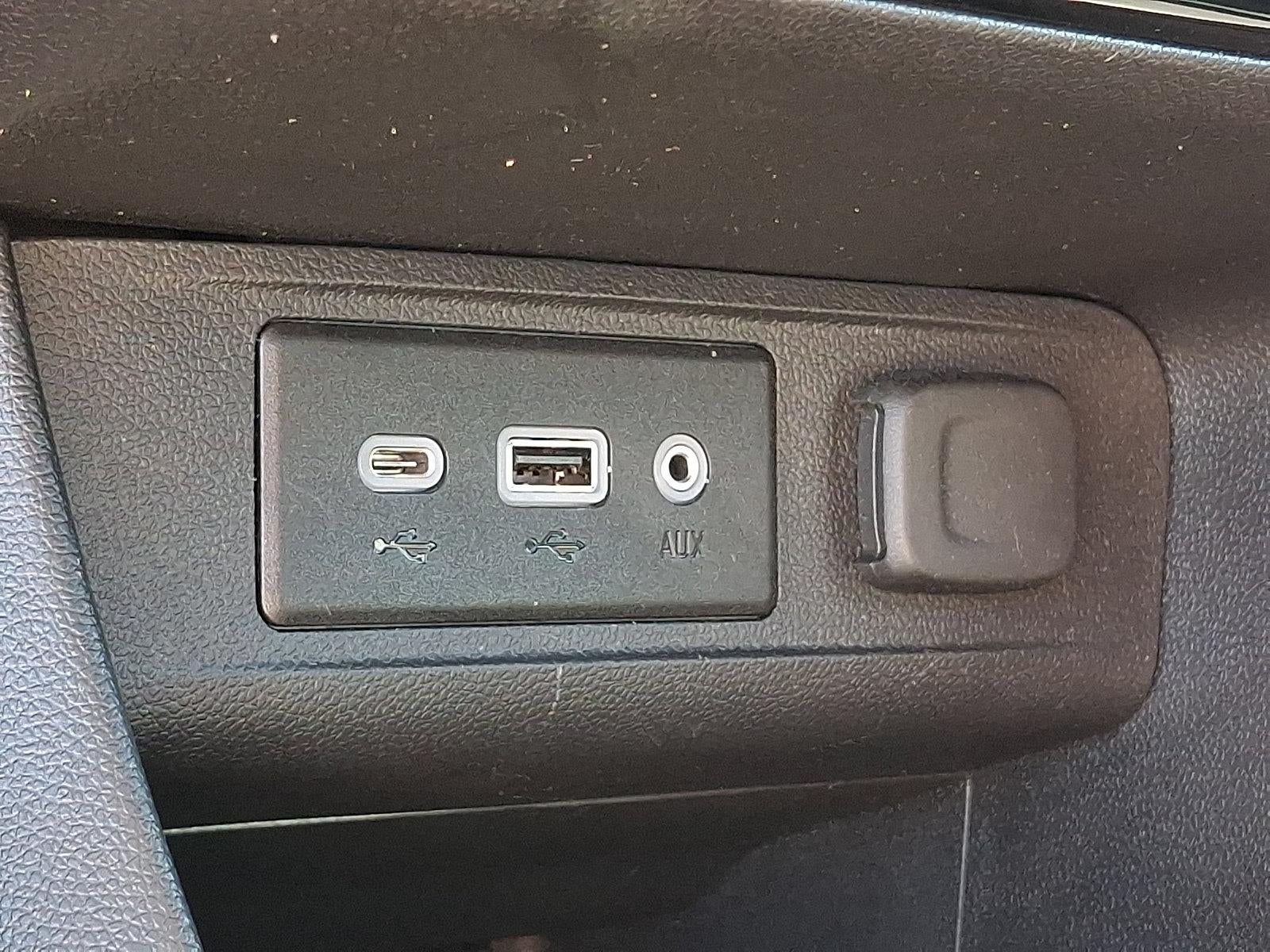 2023 Buick Encore GX Essence FWD