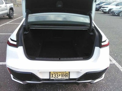 2025 BMW 740i xDrive Sedan