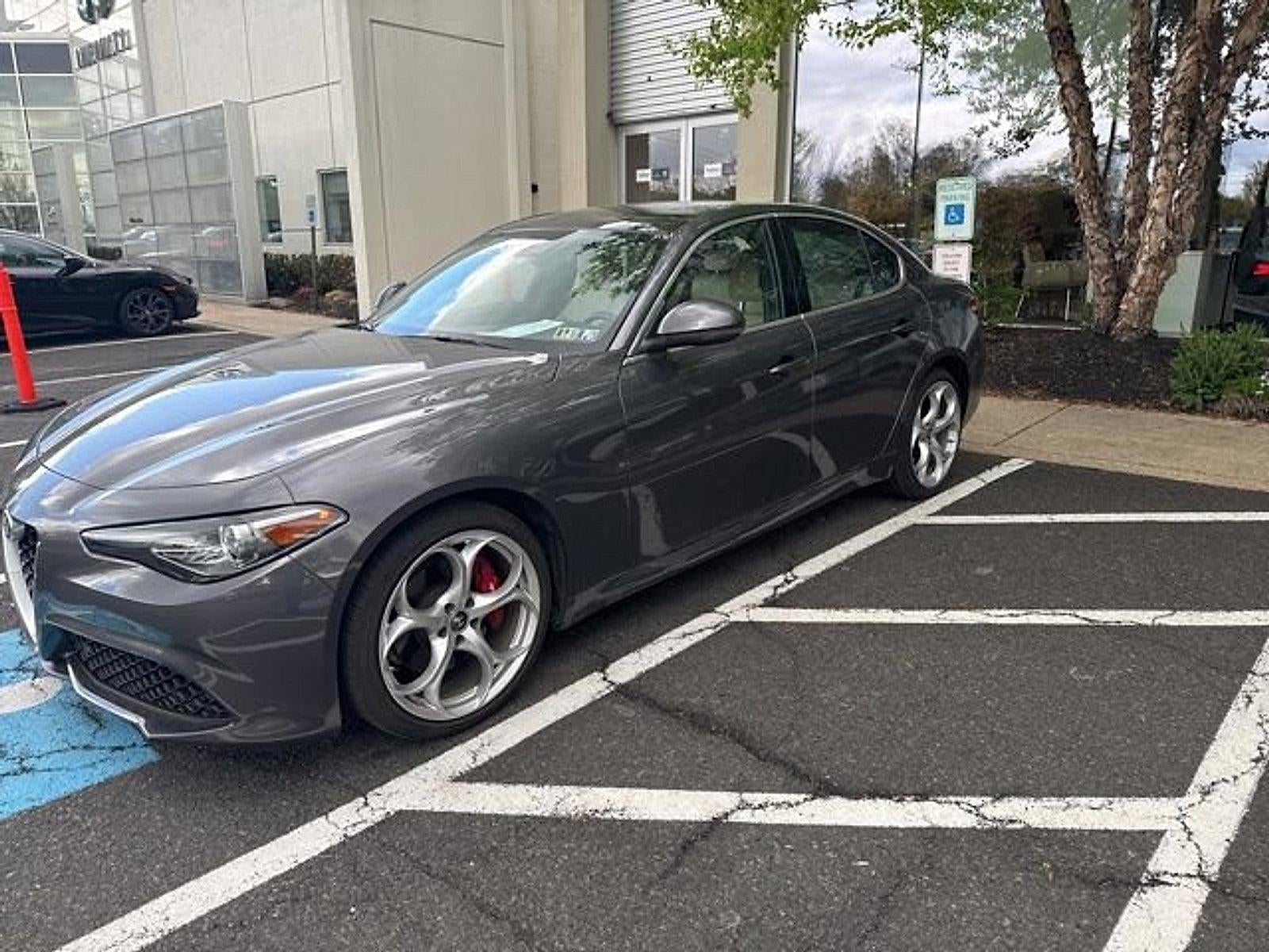 2023 Alfa Romeo Giulia Lusso AWD