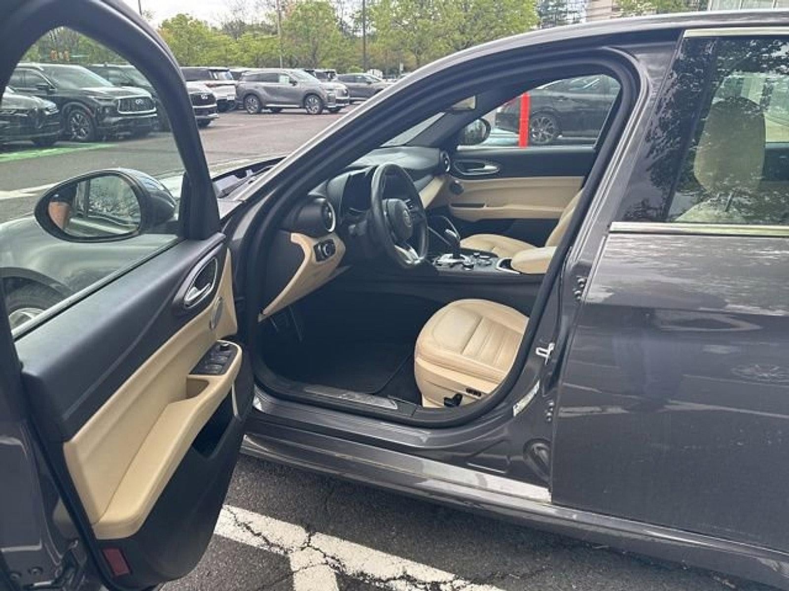 2023 Alfa Romeo Giulia Lusso AWD