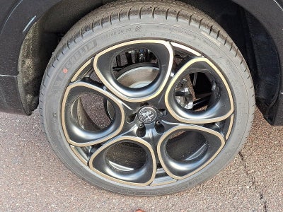 2025 Alfa Romeo Tonale Intensa AWD