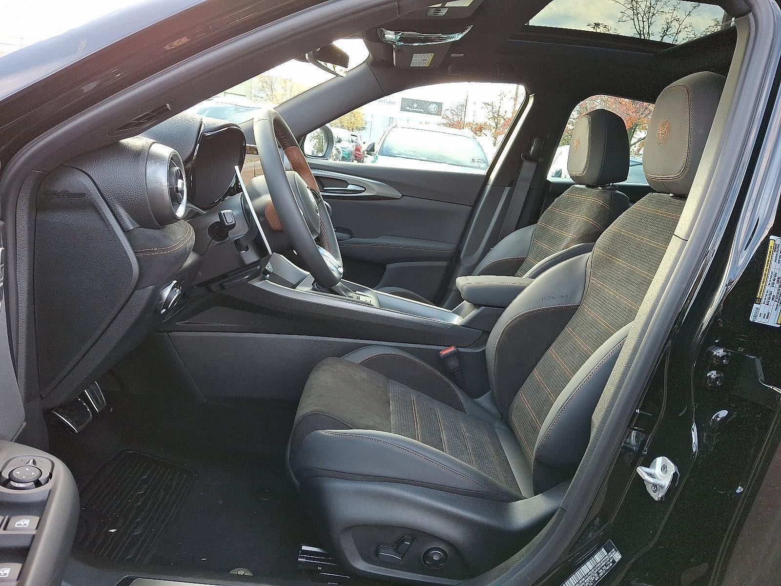 2025 Alfa Romeo Tonale Intensa AWD