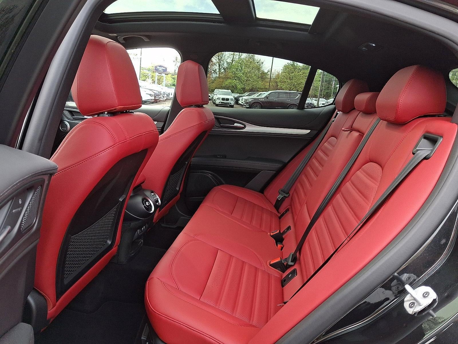 2025 Alfa Romeo Stelvio AWD