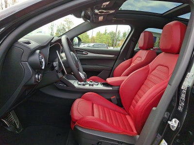 2025 Alfa Romeo Stelvio AWD