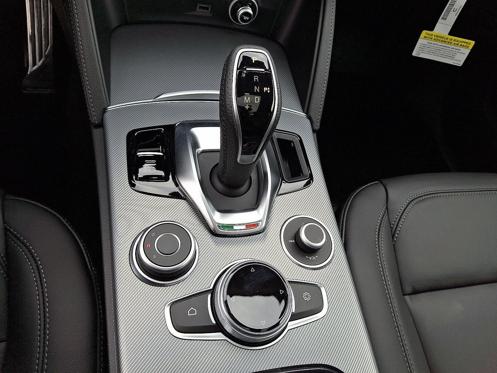 2025 Alfa Romeo Stelvio AWD