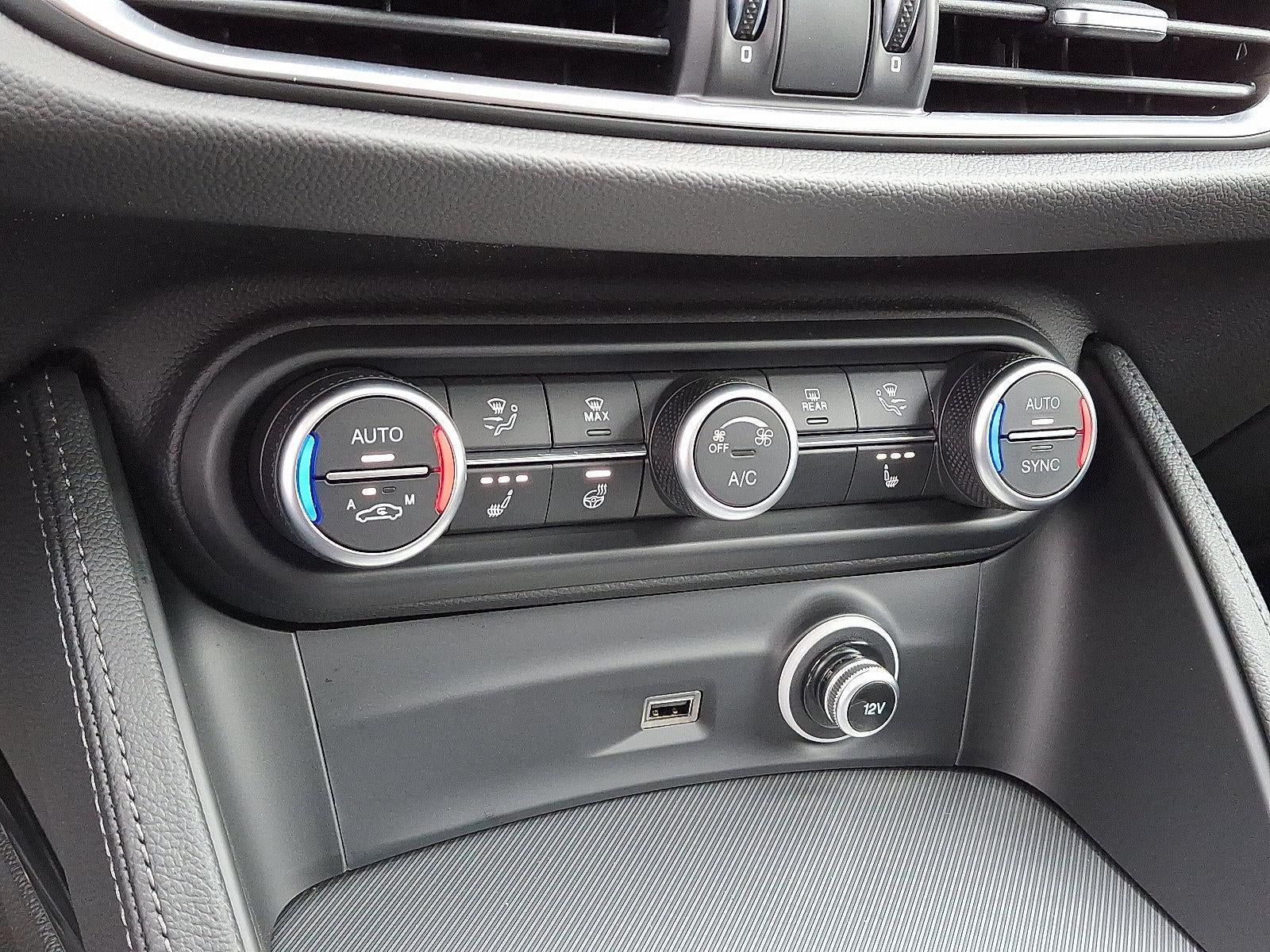 2025 Alfa Romeo Stelvio AWD