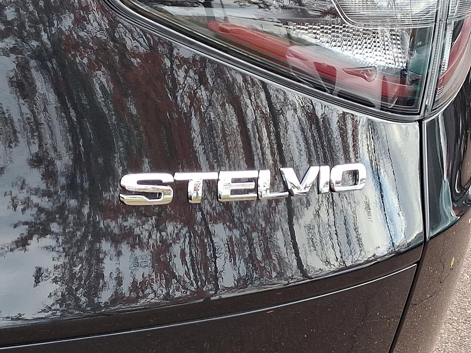 2025 Alfa Romeo Stelvio AWD