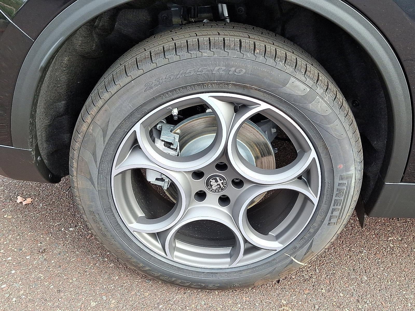 2025 Alfa Romeo Stelvio AWD