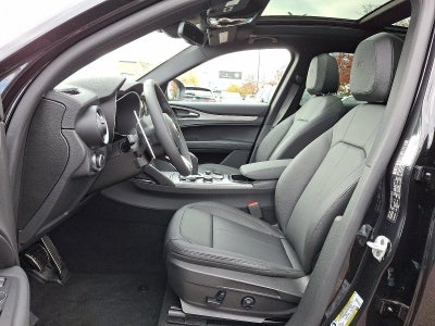 2025 Alfa Romeo Stelvio AWD