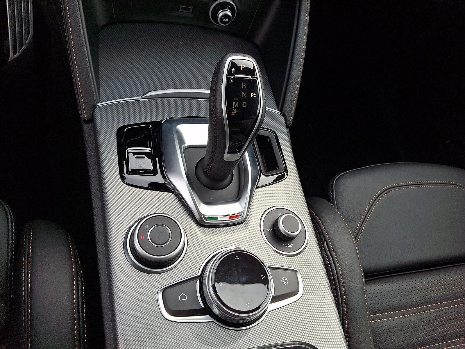 2025 Alfa Romeo Stelvio AWD