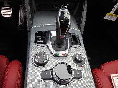 2025 Alfa Romeo Stelvio AWD