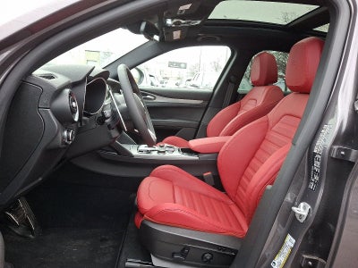 2025 Alfa Romeo Stelvio AWD