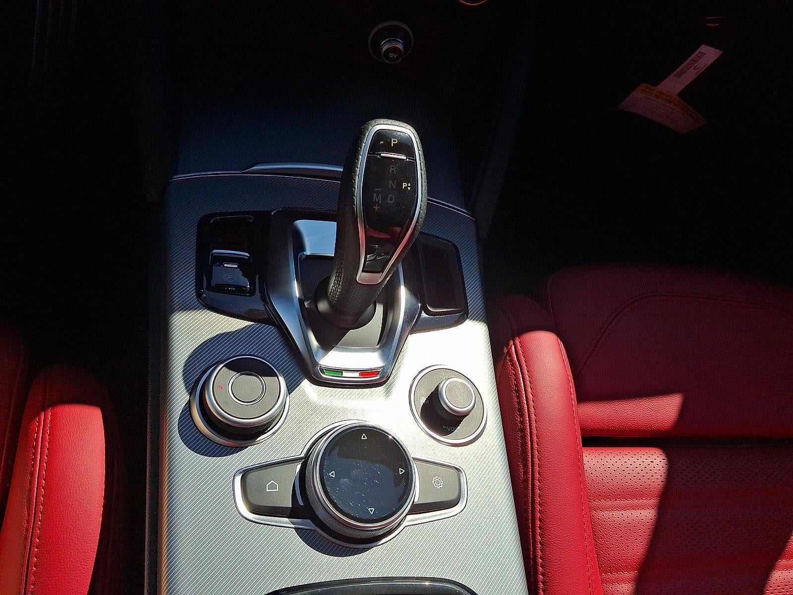 2025 Alfa Romeo Stelvio AWD