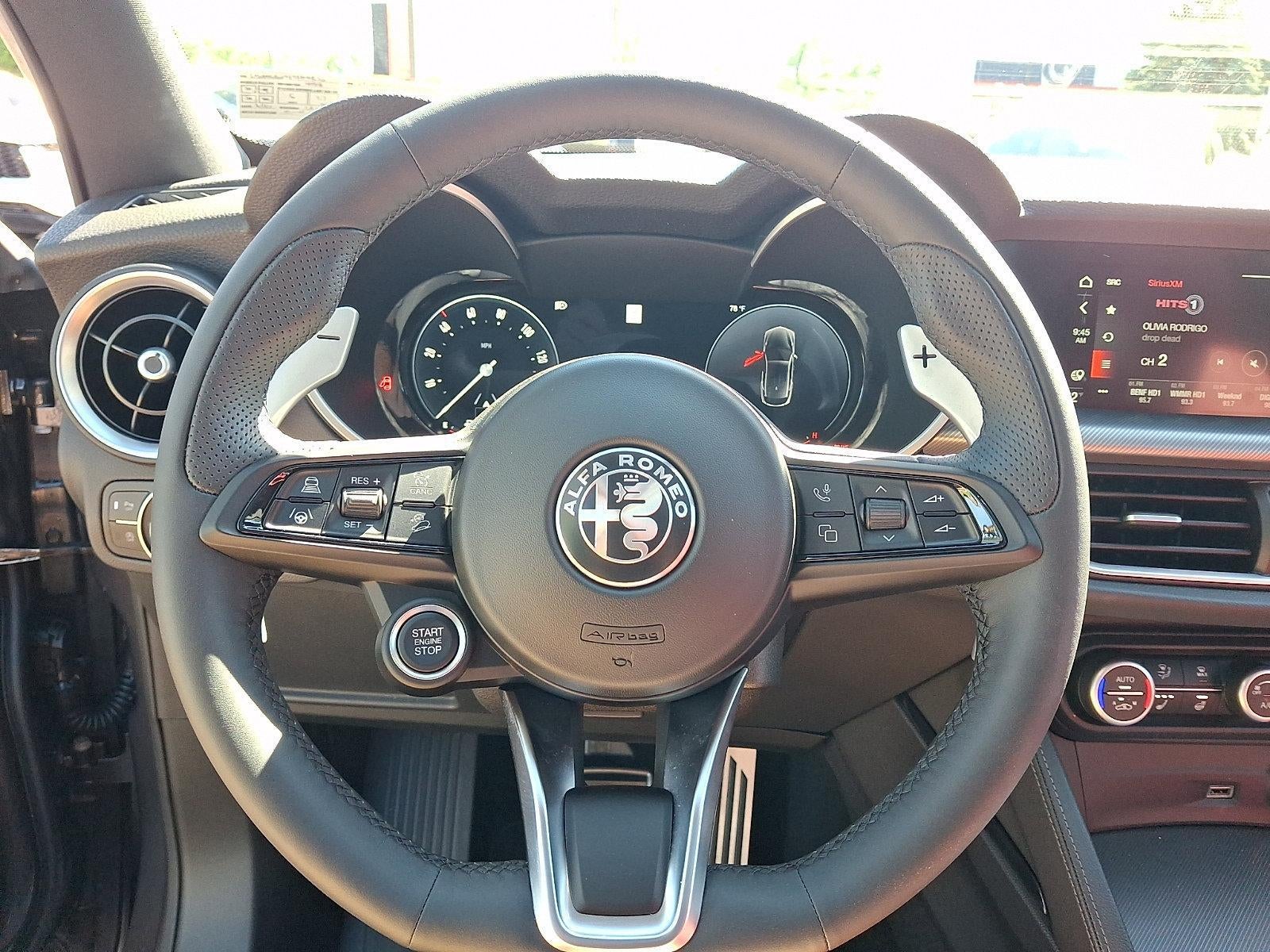 2025 Alfa Romeo Stelvio AWD