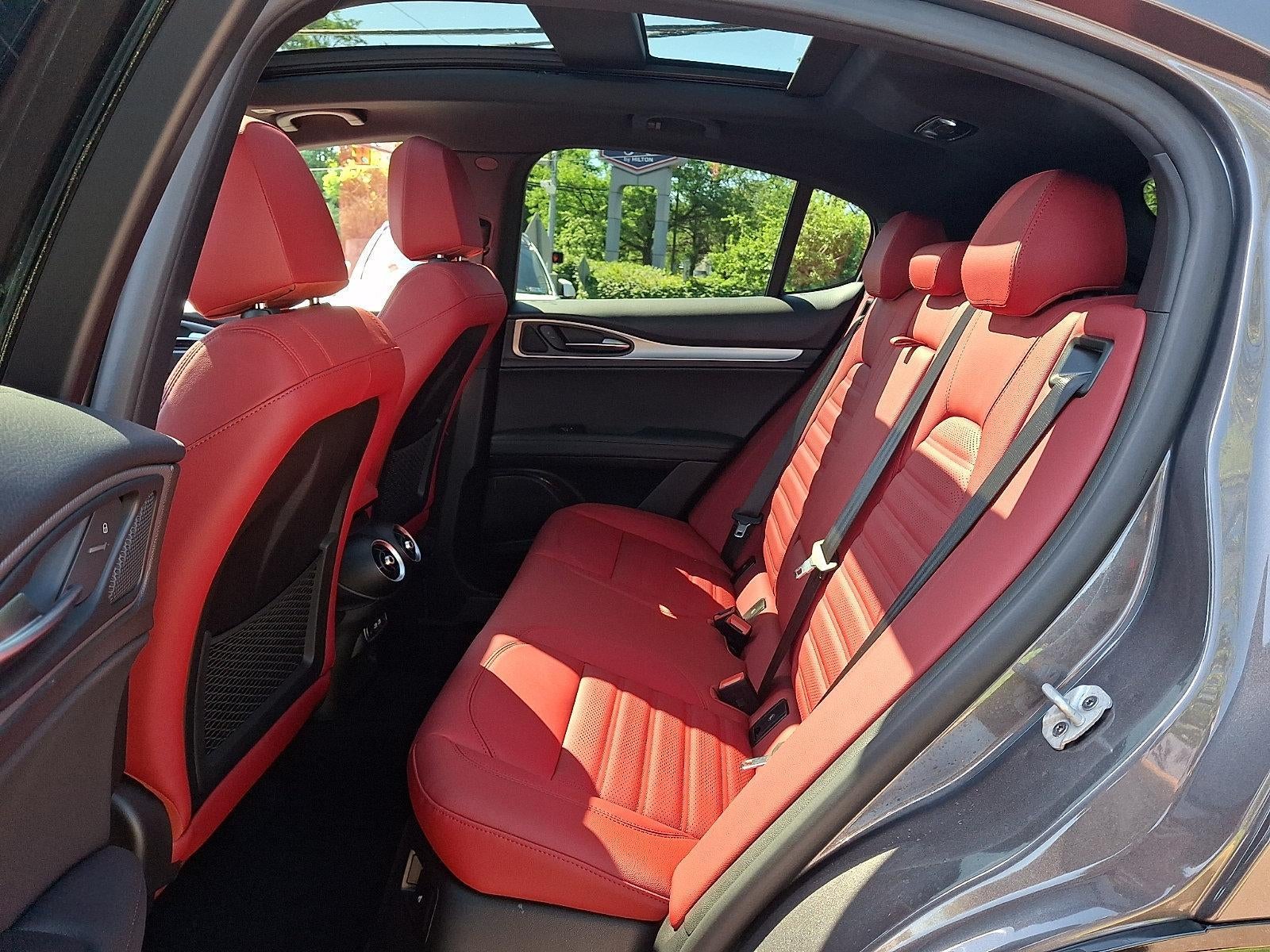 2025 Alfa Romeo Stelvio AWD