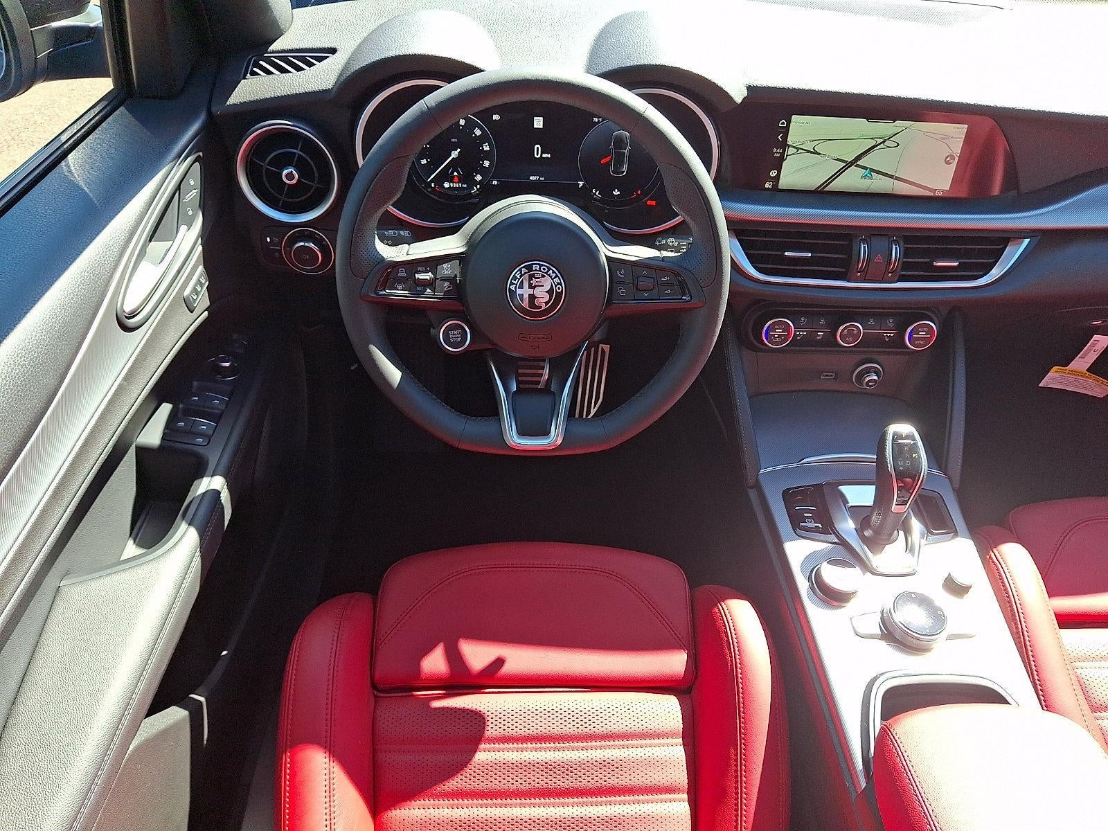 2025 Alfa Romeo Stelvio AWD