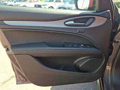 2025 Alfa Romeo Stelvio AWD
