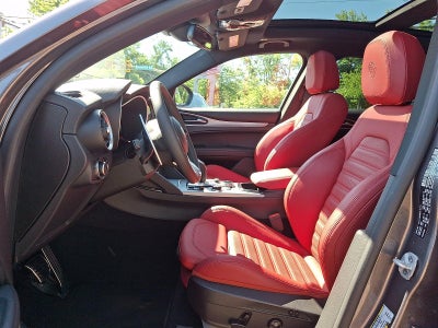 2025 Alfa Romeo Stelvio AWD